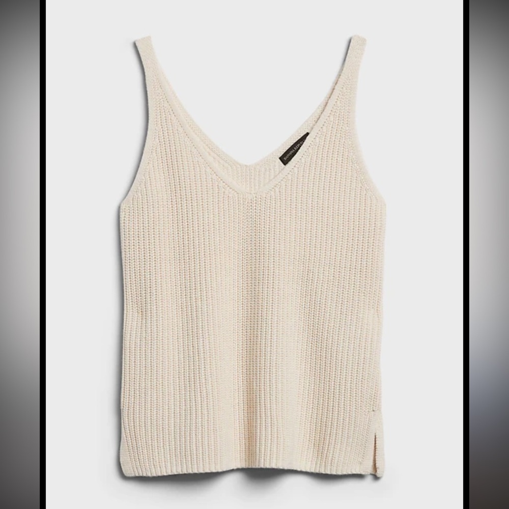 Banana Republic Cream Knit V-Neck Camisole